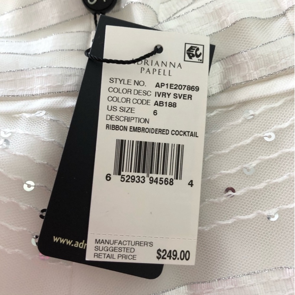Adrianna Papell Dress - Picture 13 of 15